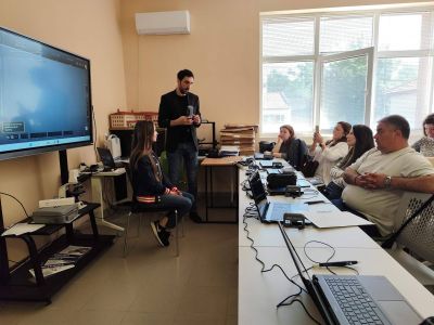 На 5 май в Националната професионална гимназия по ветеринарна медицина , бе проведено обучение 1