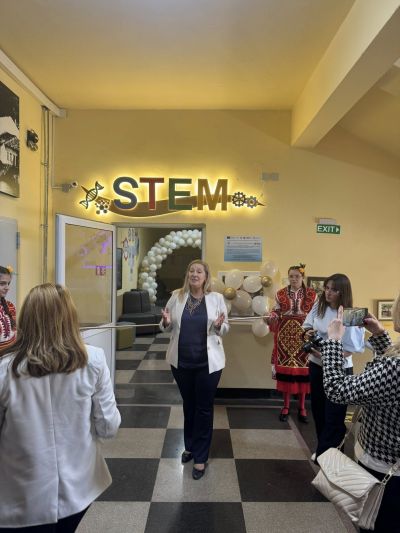 Откриване STEM център 10